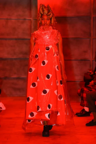 Look 1